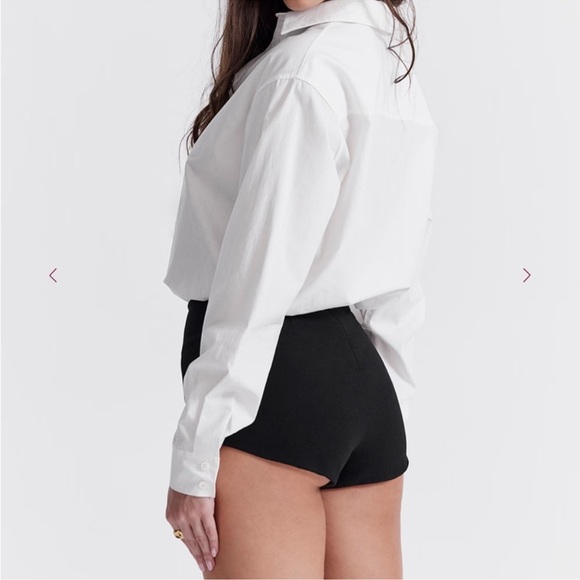 Elegant High Waist Black Women's Shorts - Picture 2 of 6